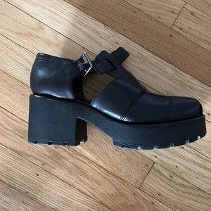 Vagabond summer sandals
